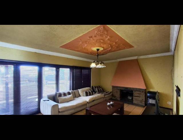 3 BEDROOM HOUSE FOR SALE IN ELSPARK